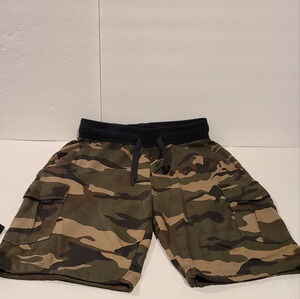 CMG Champs Sports  Gear men's cotton shorts sz.L